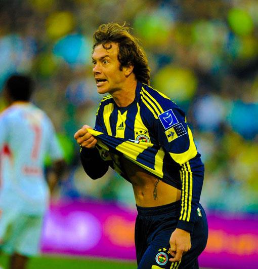 DEGO LUGANO  <br>  ''Bo zamanlarmda  stresimi atmak iin boks yapyorum''