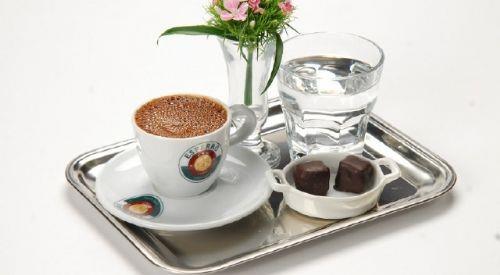 &#8226; zellikle beyne olan kan dolamn arttryor, kiiyi daha din hissettiriyor, dikkatin daha da younlamasn salyor.