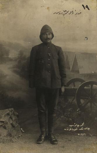 Kahraman Mehmet avu: "Sa kolumu kaybettim. Zarar yok. Sol kolum var. Onunla da pekl i grebilirim. Beni zen ve yeniden birliime katlarak, dmanla arpmama engel olan ey, yaramn henz kapanmam olmasdr. Hastahaneden kp, harbe itirak edemediim iin beni mazur grnz. Affediniz komutanm." Mehmet avuun hastaneden yazd mektuptan.