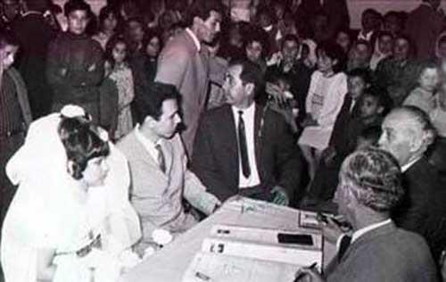 SAFYE SOYMAN  <br>  Safiye Soyman 13 yandayken Ziya Akarz ile evlendi.