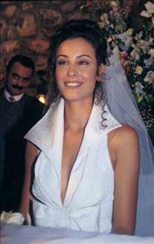 Evlendiklerinde Mehmet Aslantu 35, Arzum Onan ise henz 23 yandayd.