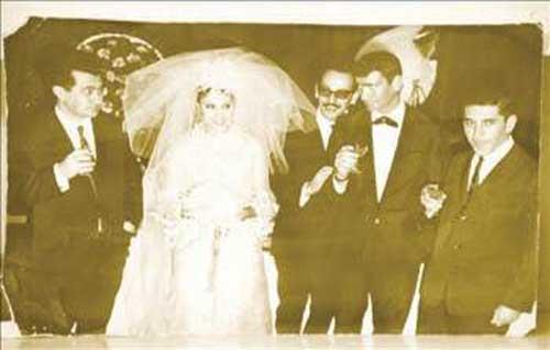 Evlendiklerinde Nebahat ehre 23 yandayd. Ylmaz Gney ise 30 yandayd.