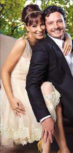 Daha sonra ok sayda evlilik yapan Yeim Salkm, 40 yanda Hakan Eratik ile dnyaevine girdi.