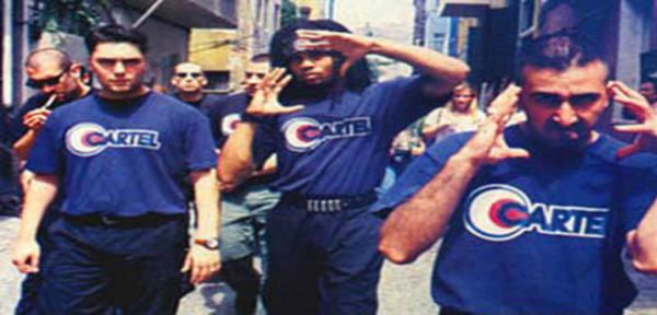 14. Cartel arklar ezberlemeye almak.<br>  Cartel arksn ezbere bilmek = 90'l yllar dolu dolu yaamak...