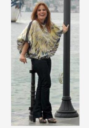 Gen yata iadam Ender Alkolar ile evlenip sinemay brakt. imdi iki kz var