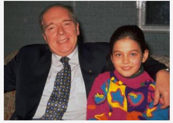 Kemalettin Tucu'nun ayn adl romanndan uyarlanan dizi 2003 ylna kadar Star TV'de yaynland.