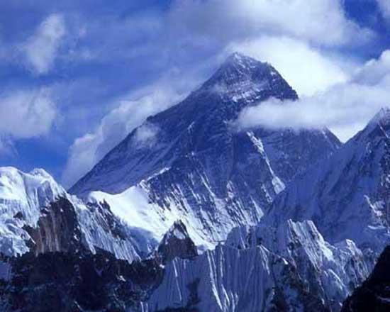 Dnyann en yksek da (Everest &#8211; Asya &#8211; 8.848 m.)
