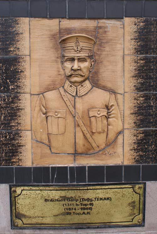 Binba Halip Galip TEKAK  <br>  39. Top. A.K
