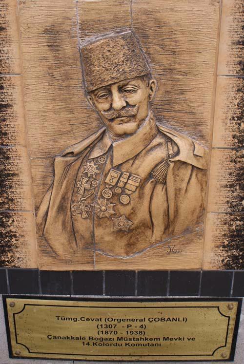 Tmgeneral Cevat obanl    <br>anakkale Boaz Mstahkem Mevki ve 14.Kolordu Komutan