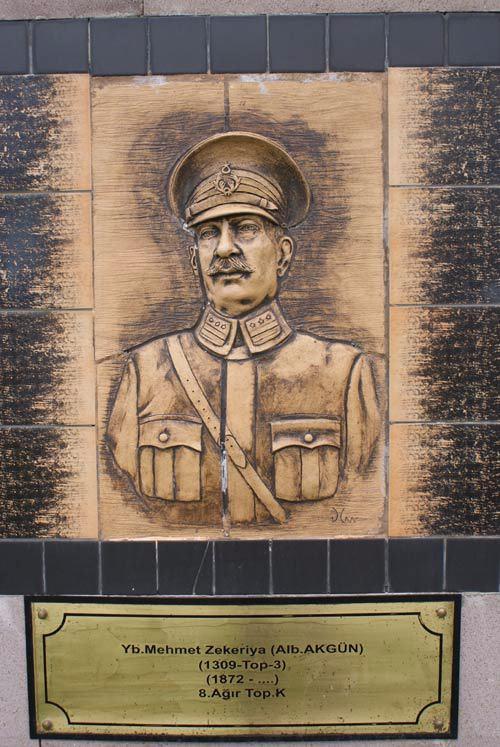 Yarbay Mehmet Zekeriya AKGN<br>    8. Ar Top. K.