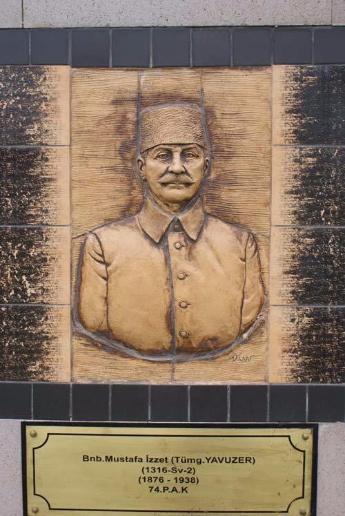 Binba Mustafa zzet YAVUZER  <br>  74. P.A.K