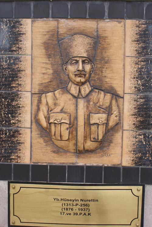 Yarbay Hseyin Nurettin<br>    17. ve 39. P.A.K