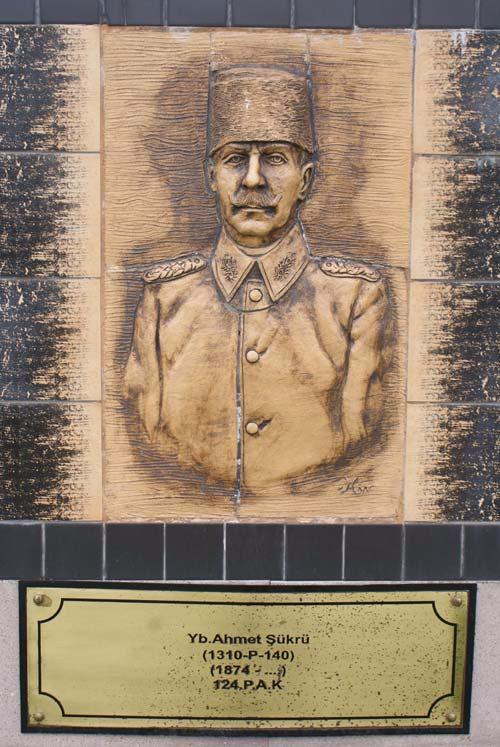 Yarbay Ahmet kr<br>    124. P.A.K