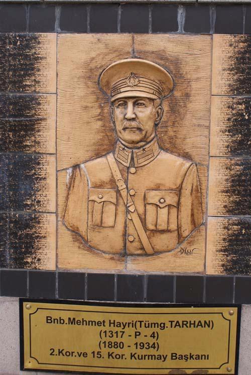 Binba Mehmet Hayri TARHAN  <br>  2.Kor. ve 15.Kor. Kurmay Bakan