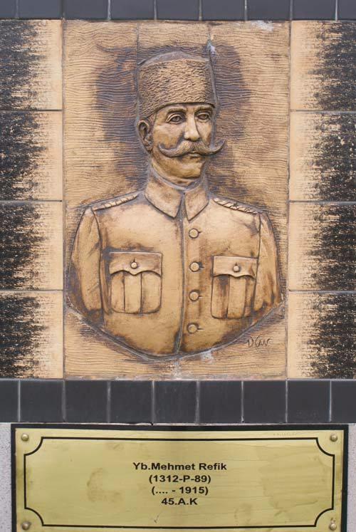 Yarbay Mehmet Refik<br>    45. A.K