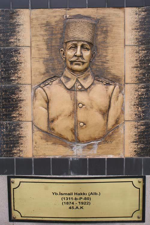 Yarbay smail Hakk    <br>45. A.K