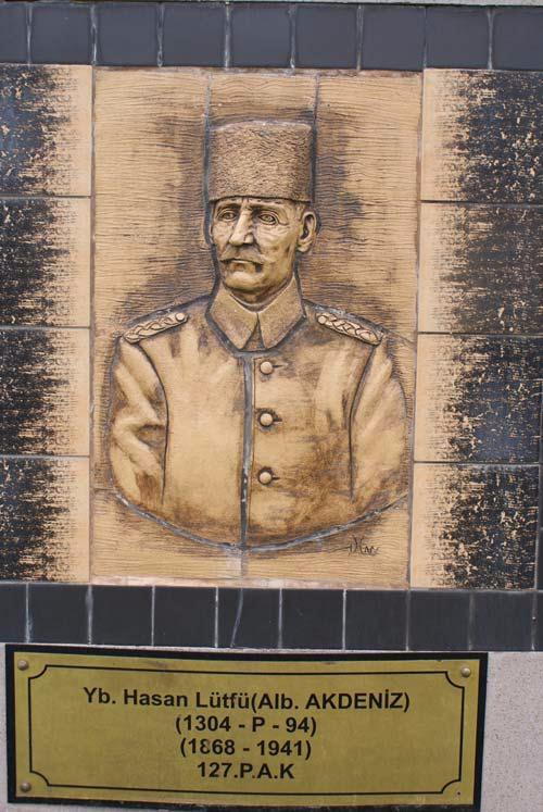 Yarbay Hasan Ltf AKDENZ<br>    127. P.A.K