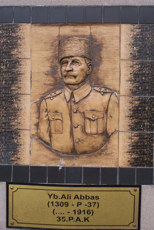 Yarbay Ali Abbas<br>    35. P.A.K