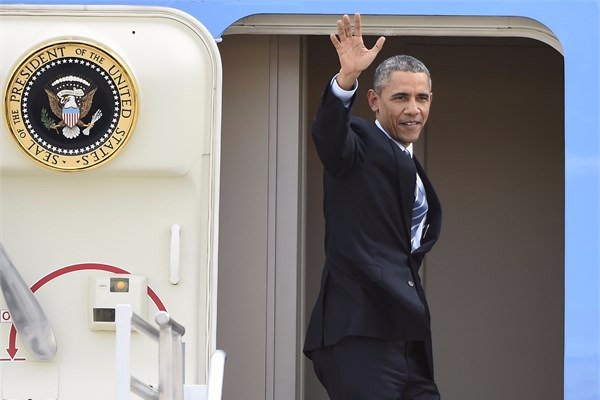 Barack Obama  <br>  ABD Bakan. Yllk maa 400 bin dolar