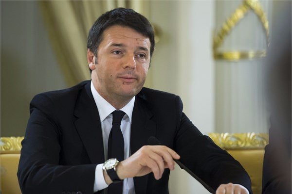 Matteo Renzi  <br>  talya Babakan. Yllk maa 124,6 bin dolar.