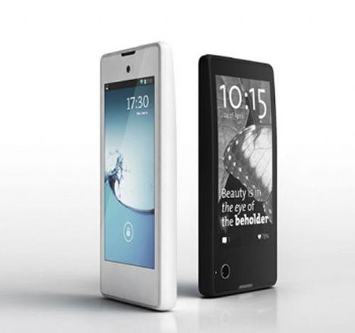 YotaPhone - Sadece Rusya'da satlyor.