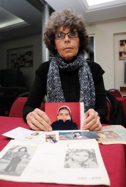 Son gelen mektubunda, babasnn evlendiini, iki de kardei olduunu, ok mutlu yaadn yazmt. Ben de bu arada birka kez i, ev ve ehir deiiklikleri yapmtm, kzmn telefon ve adresini kaybetmitim. letiim tamamen koptu. DHA