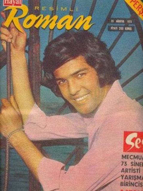 Bir dnemin jnyd. Sefalet iinde hayata veda etti. te oyunculuun yansra mankenlik ve fotomodellik de yapan, otellerin kral dairelerinde kalan ancak sonra yaadklar yznden alkole snan ve akli dengesini de yitiren Mesut Engin'in buruk yks... Bir yldzn ykselii ve k...