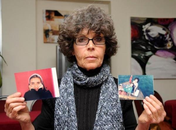 ffet Kalkan'n fotorafn gren Hmeyra ztrk Jamil, 30 yl nce izini kaybettii annesinin Antalya'da yaadn rendi. Haberden yola karak annesinin telefonuna ulaan Jamil, onunla ksa bir grme yapt.