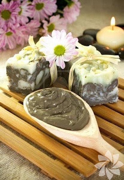 <p><b>Kil Sabunu: </b>&Ouml;l&uuml; derileri temizler, cilde canllk verir.</p>