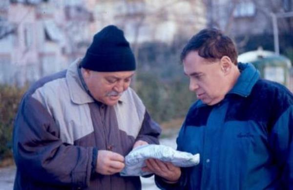 SAVA YURTTA  <br>Dizide 'yenge' lakabyla tannan Sava Yurtta, Nisan 2002'de kansere yenik dt.