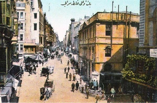 Galatasaray hamidiye emesi eski yerinde akarken