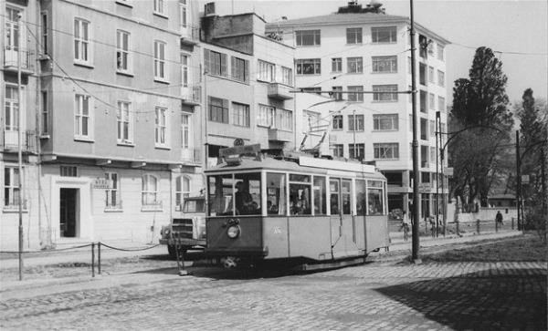 Kadky - Moda tramvay