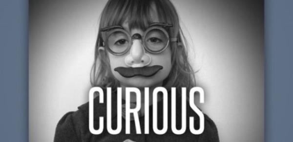 CURIOUS WORDS:   Ekranda belirtilen kelimeleri syleyen ocuklar sonunda bir ksa film sahibi oluyor. 4 ya st