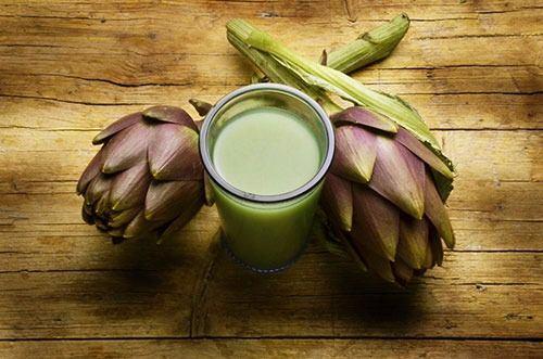 ENGNAR  <br>  Karacierin daimi dostu enginar: Yumru eklinde , kaln yapraklar olan vitamin ve mineral deposu bir sebzedir. zellikle bu mevsimde yaygn olarak kullanlr.