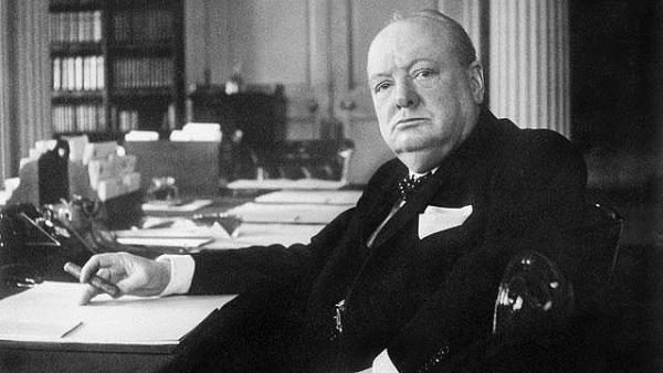 &#8216;&#8217;Bizim yaam sremizde Japonya ile en ufak bir sava ihtimali bile grmyorum. Japonya ile sava mantkl hibir devletin dnecei bir ihtimal deil&#8217;&#8217; Winston Churchill, 1924