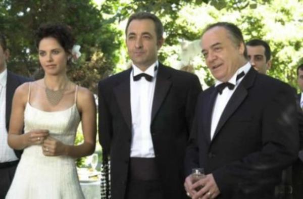 Bir stanbul Masal adl dizinin final blm reklamlarla birlikte 5.5 saat sreli 9 yl oldu.