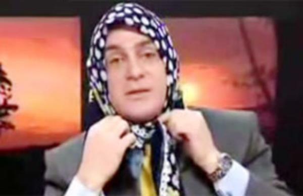 Flash TV haber spikeri Gkhan Takn, trban tartmalarnn yaand gnlerde canl yayna trbanla karak mesaj vereli 6 yl oldu.