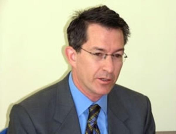 ABD Adana Konsolosu Eric Green, iveyi de ihmal etmeden "Biz Adanalyk, bici bici yerik, algam ierik" diyeli 5 yl oldu.