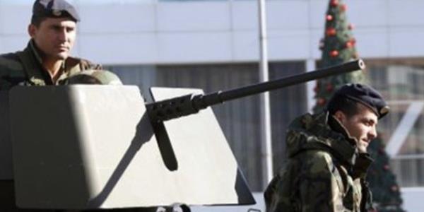 14- Lbnan  <br>  Lbnan'n savunma btesi 1.7 milyar dolar. Cephede savaacak 131 bin 100 aktif personeli var. 318 tanka ve 57 sava ua var.