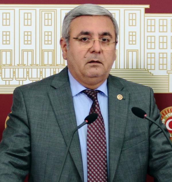 MEHMET METNER - GAZETEC VE YAZAR