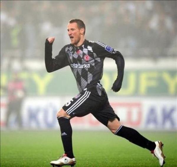 Michael Fink - Ya: 33 - Takm: Erzgebirge Aue (Almanya)