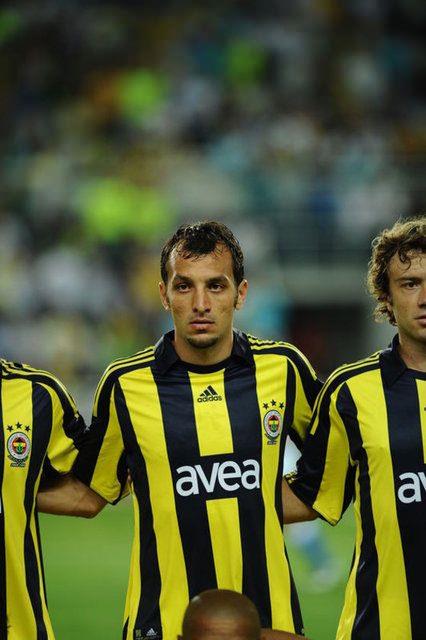 Edu Dracena - Ya: 33 - Takm: Corinthians (Brezilya)