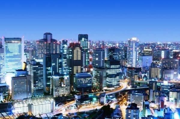 <p><b>12 - Osaka, Japonya</b></p>     Kii saysna bakldnda Japonya'daki en byk ehir olan Osaka lkenin finansal ynetimi asndan olduka nemli. Osaka Dnya Ticaret Merkezi, HERBIS Osaka, ORC 2000 gibi 104 adet gkdelen ehri sslyor.
