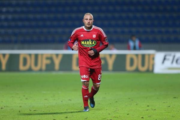 Aydn Karabulut - Sivasspor (Kiralk szlemesi bitiyor)