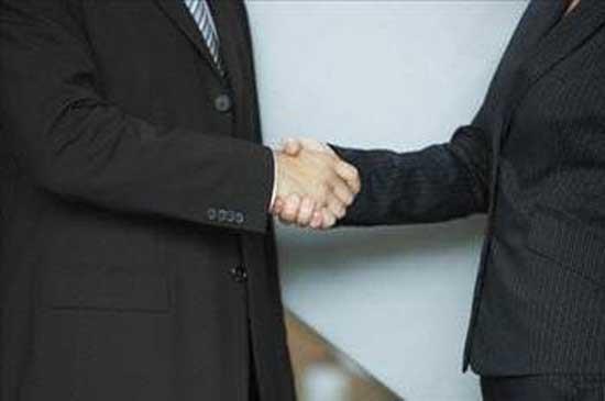 12. Halka teekkrde bulunmayan Allah a kretmez