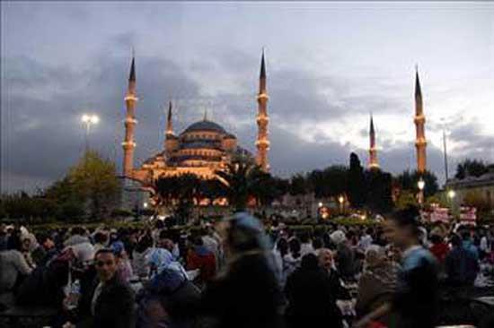 20. nsanlar eer Ramazan aynn kymet ve ehemmiyetini hakkyla bilselerdi, mmetim, btn senenin Ramazan olmasn temenni ederdi.