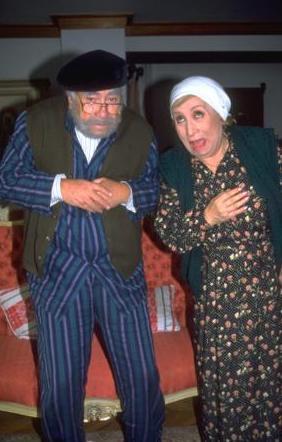 Nuri ve Nuriye Kantar, himetileri Dnd, kzlar, dnrleri ile uzun sre TV seyircisini ekran karsna ekti dizi. Tekin Akmansoy ve Leman daml, yllar boyu seyircinin hafzasnda Nuri ve Nuriye Kantar olarak yer etti. Her iki oyuncu da bir sre nce hayata veda etti.