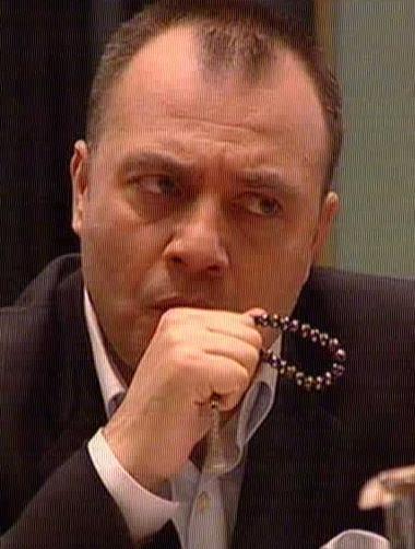 GIYABINDA CENAZE NAMAZI BLE KILINDI<br>  Kurtlar Vadisi'ndeki akr karakteri Oktay Kaynarca ile hayat buldu.