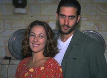 Dizide Mehmet Ali Alabora'nn oynad Memoli ve Meltem Cumbul'un canlandrd Zeyno ekrann unutulmaz karakterlerinden. Hatta hala bir ok kii Alabora'dan Memoli diye sz ediyor.