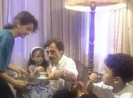 Ama dizide evket Altu'un canlandrd Fiko karakteri hi unutulmad.